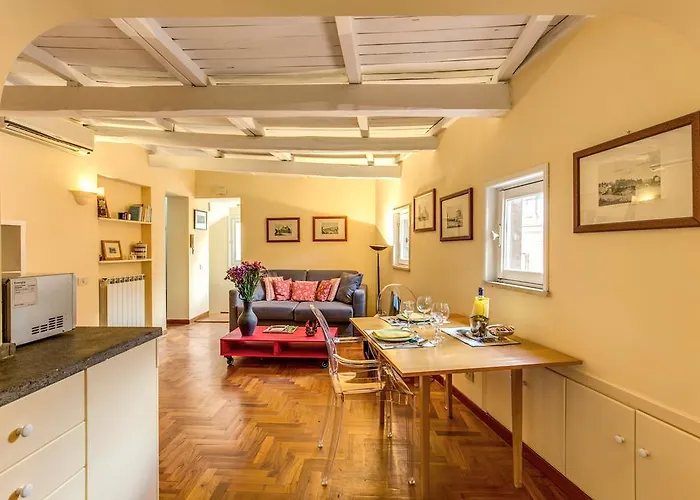 Trastevere Attic With Terrace Appartamento Roma